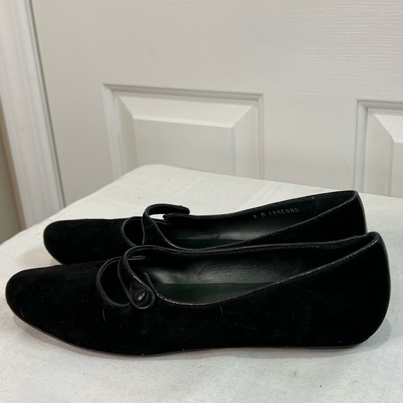 Donald J Pliner black suede Henna Mary Jane flats size 9 minor heel flaw - Picture 4 of 15